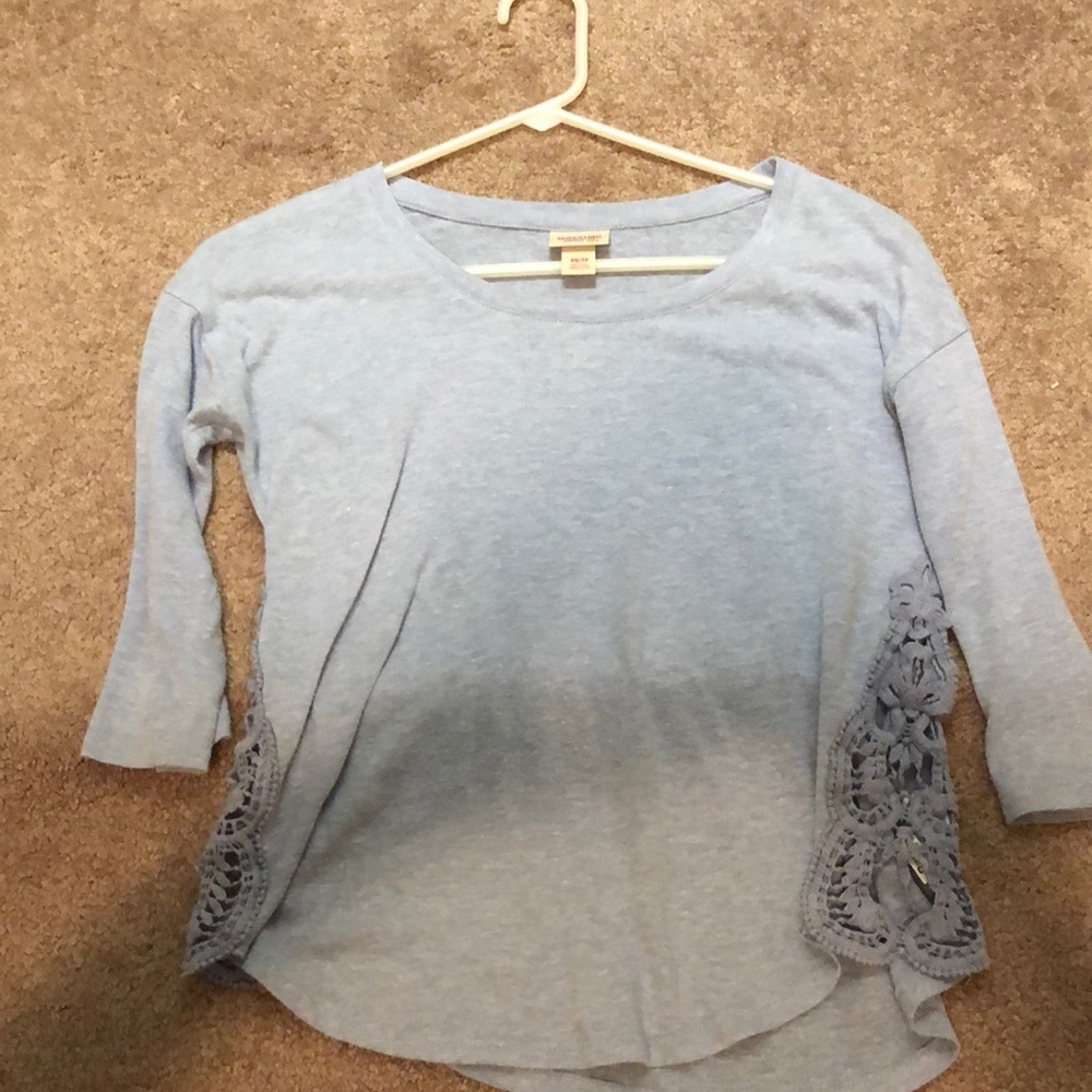 Light Blue Three Quarter Sleeve Shirt